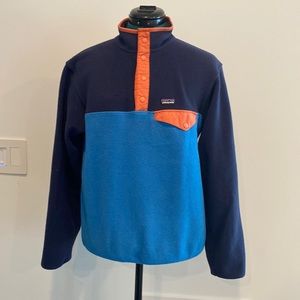 Patagonia Boys XXL 16-18 pullover fleece. Super warm,unisex,in great condition